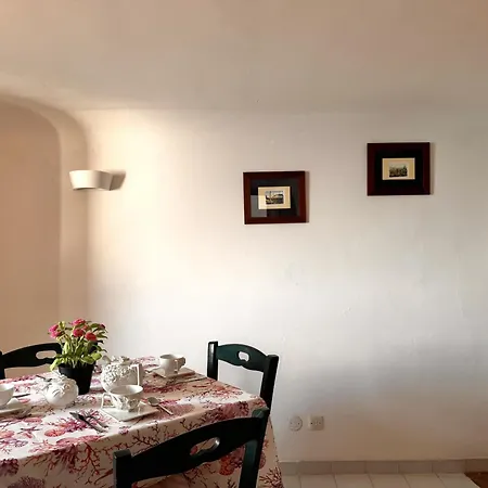 Apartment Residenza Storica Sul Mare - Holidaycasa Francesco Sperlonga