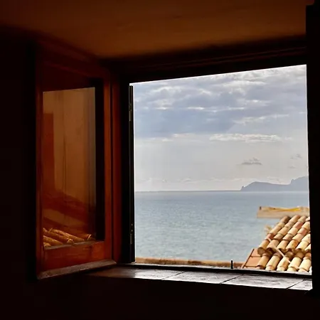 Apartment Residenza Storica Sul Mare - Holidaycasa Francesco